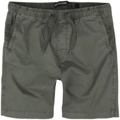 "Kelowna" Short Oliv Von Indicode